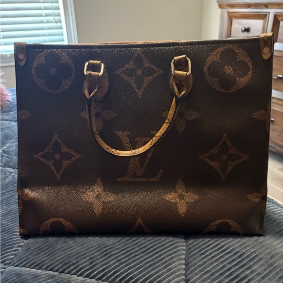 Louis Vuitton Classic Brown Monogram Tote - Picture 1 of 3